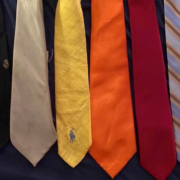 Ties. Diff brands and colors. 12 ties in total. $10/each. Buy All ties for $100.